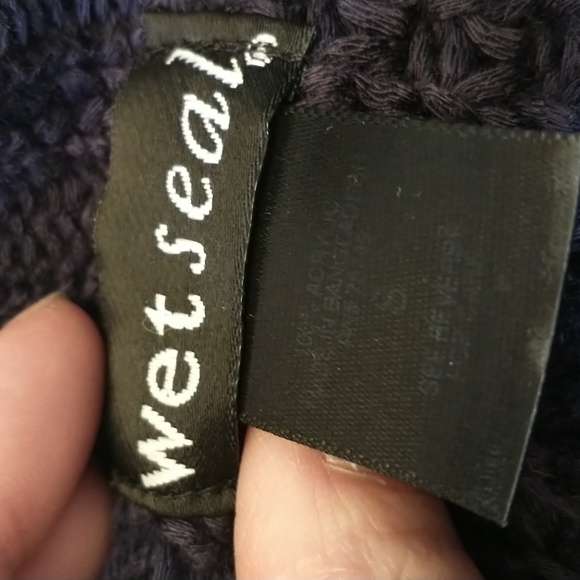 Wet Seal navy sweater - Picture 10 of 11
